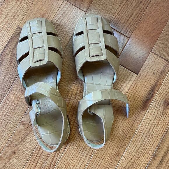 Freda Salvador Tan Sandals - Picture 3 of 4